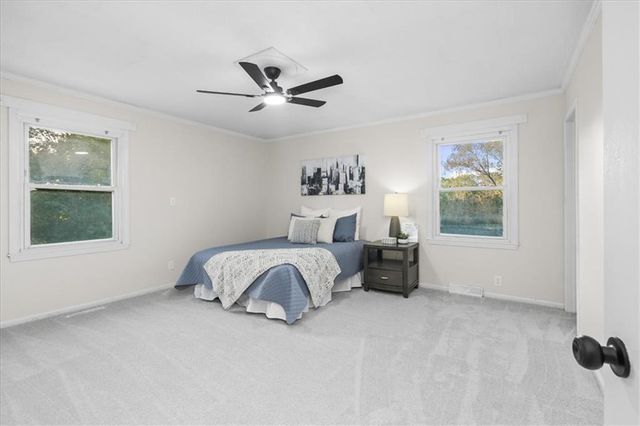 1605 SE M AA Highway, Blue Springs, MO 64014
