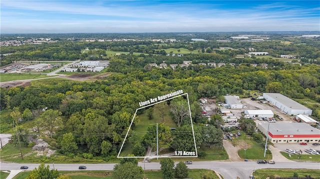 1605 SE M AA Highway, Blue Springs, MO 64014