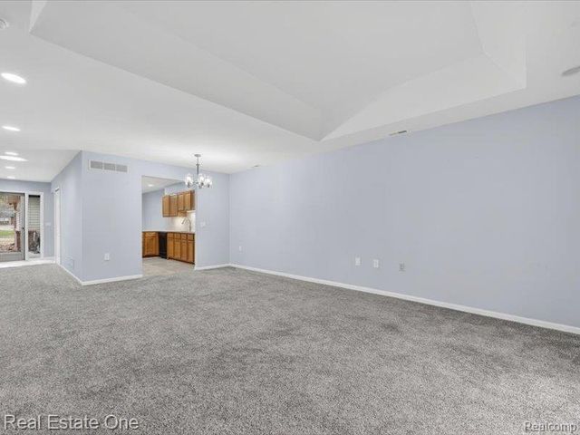 21338 Mulberry Court 52, Farmington Hills, MI 48336