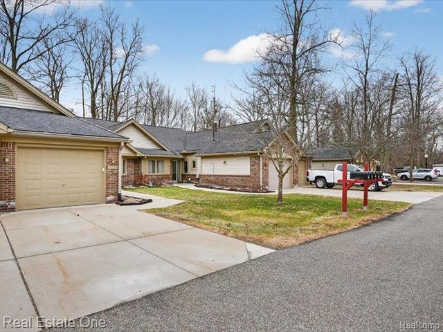 21338 Mulberry Court 52, Farmington Hills, MI 48336