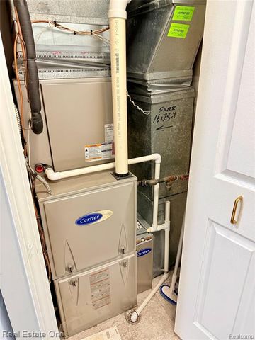 21338 Mulberry Court 52, Farmington Hills, MI 48336