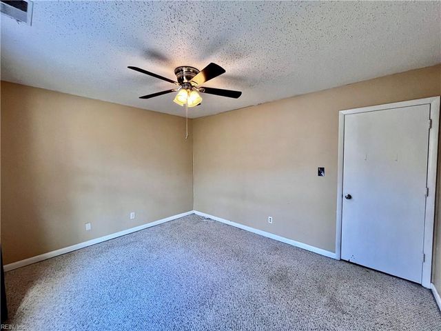 408 Sea Pointe Ct Apt 201, Virginia Beach, VA 23451