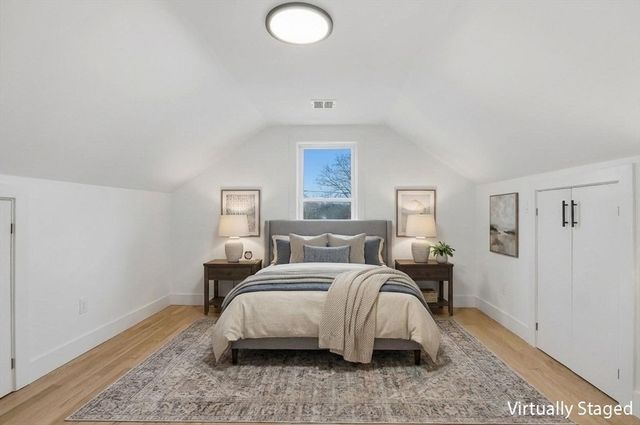 44 Lakeview Terrace, Waltham, MA 02451