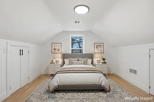 44 Lakeview Terrace, Waltham, MA 02451