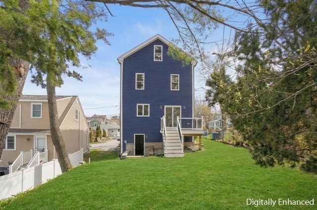 44 Lakeview Terrace, Waltham, MA 02451