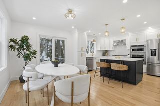 44 Lakeview Terrace, Waltham, MA 02451