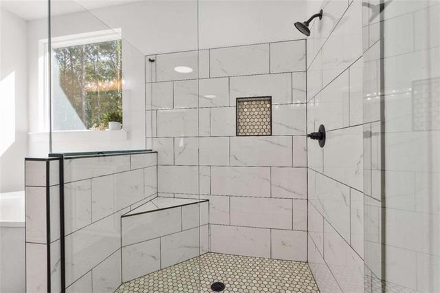 106 Maple Valley Drive, Jenkinsburg, GA 30234