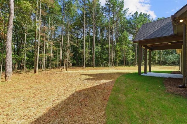 106 Maple Valley Drive, Jenkinsburg, GA 30234