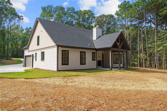 106 Maple Valley Drive, Jenkinsburg, GA 30234