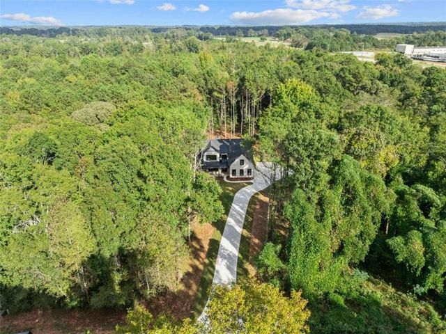 106 Maple Valley Drive, Jenkinsburg, GA 30234