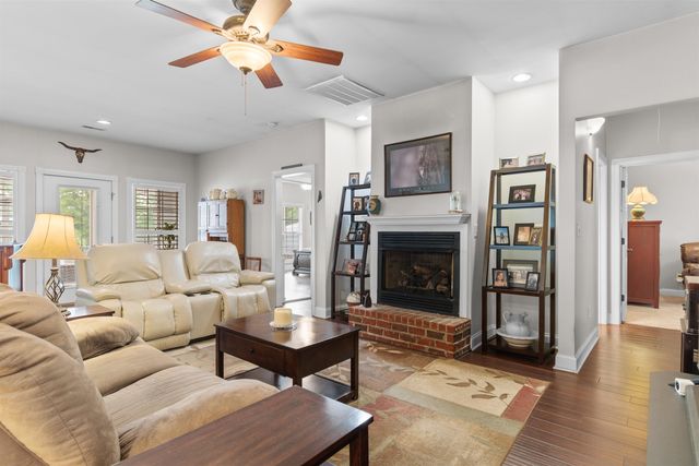 1884 Clarence Dr., Andrews, SC 29510
