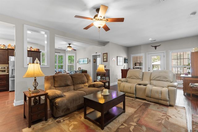 1884 Clarence Dr., Andrews, SC 29510
