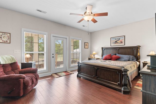 1884 Clarence Dr., Andrews, SC 29510