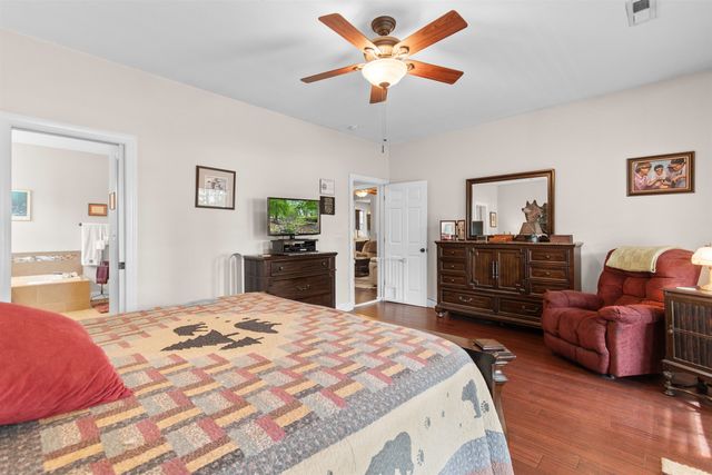 1884 Clarence Dr., Andrews, SC 29510