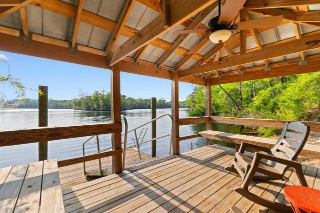 1884 Clarence Dr., Andrews, SC 29510