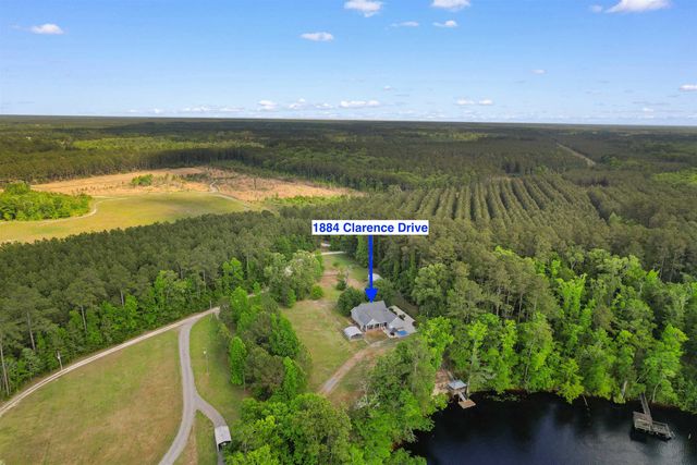 1884 Clarence Dr., Andrews, SC 29510