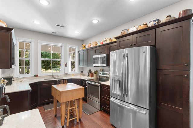 1884 Clarence Dr., Andrews, SC 29510