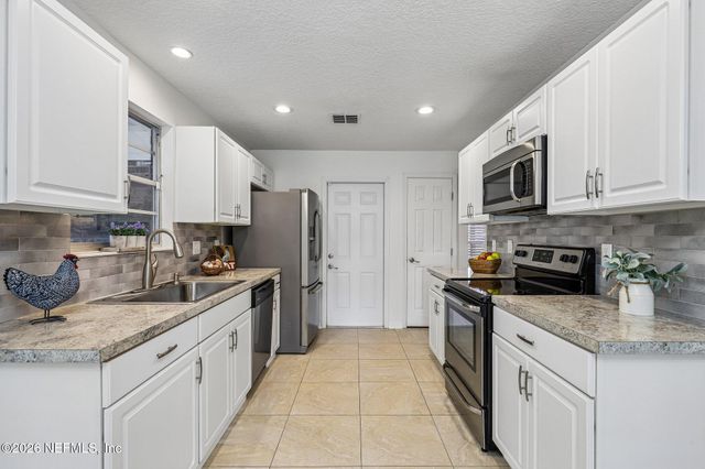 2387 PERTH Drive, Orange Park, FL 32065