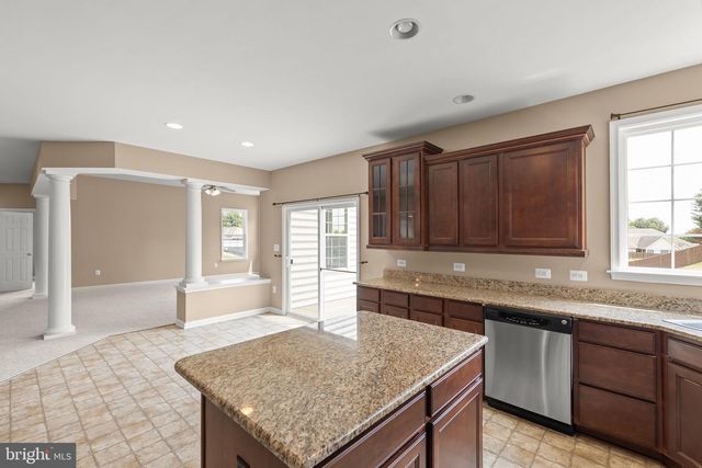2700 LOYALTY CT, Winchester, VA 22601
