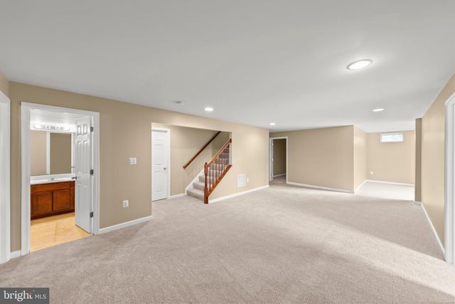 2700 LOYALTY CT, Winchester, VA 22601