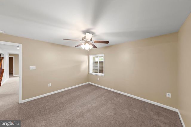 2700 LOYALTY CT, Winchester, VA 22601