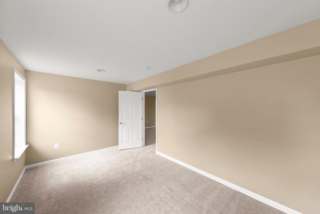 2700 LOYALTY CT, Winchester, VA 22601