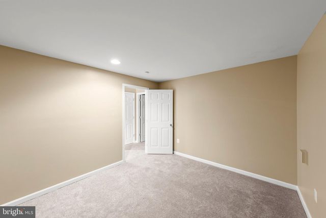 2700 LOYALTY CT, Winchester, VA 22601