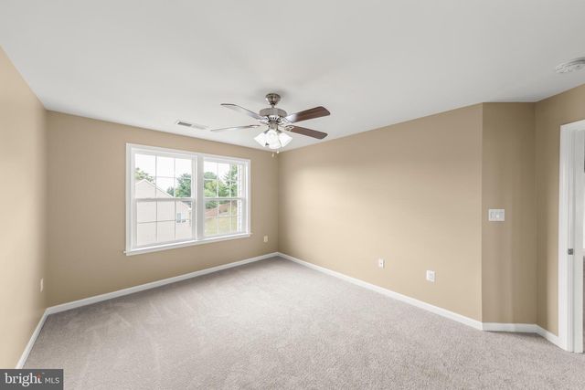 2700 LOYALTY CT, Winchester, VA 22601
