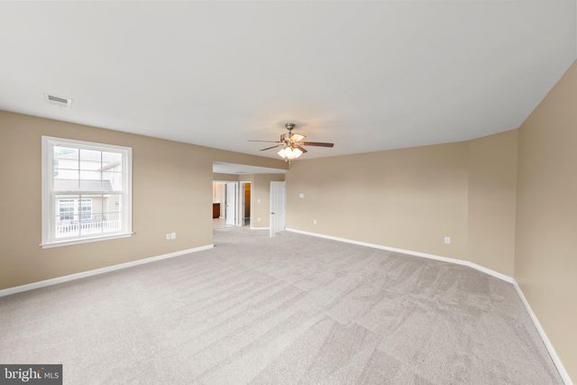 2700 LOYALTY CT, Winchester, VA 22601