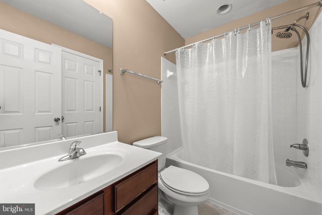 2700 LOYALTY CT, Winchester, VA 22601