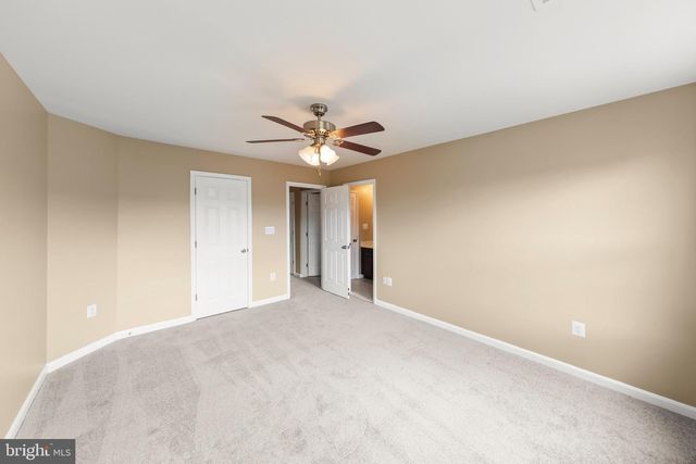 2700 LOYALTY CT, Winchester, VA 22601