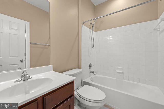 2700 LOYALTY CT, Winchester, VA 22601