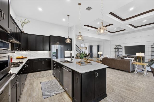 130 Blanca Isles Lane, Jupiter, FL 33478