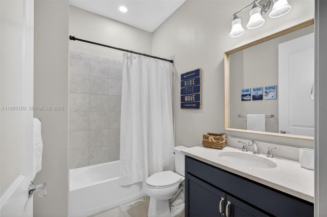 130 Blanca Isles Lane, Jupiter, FL 33478