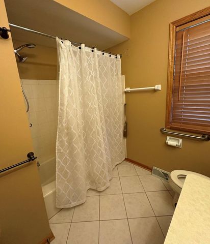 12400 N River ROAD, Mequon, WI 53092