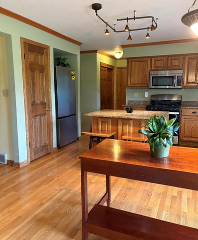 12400 N River ROAD, Mequon, WI 53092