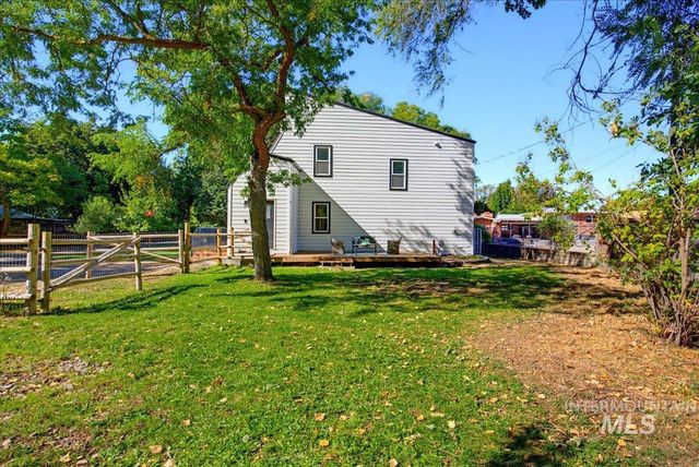 3718 N Collister Dr., Boise, ID 83703