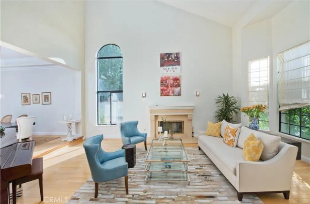 3724 Via Del Prado, Calabasas, CA 91302