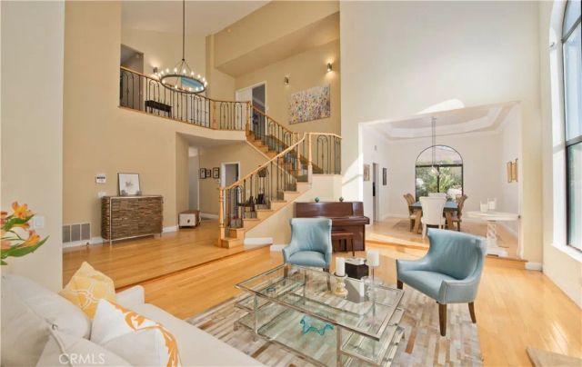 3724 Via Del Prado, Calabasas, CA 91302