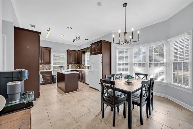 2858 Post Oak Circle, Mobile, AL 36693