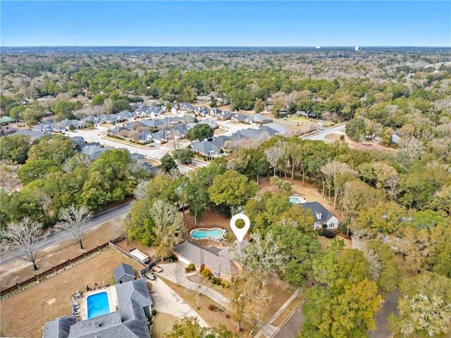 2858 Post Oak Circle, Mobile, AL 36693