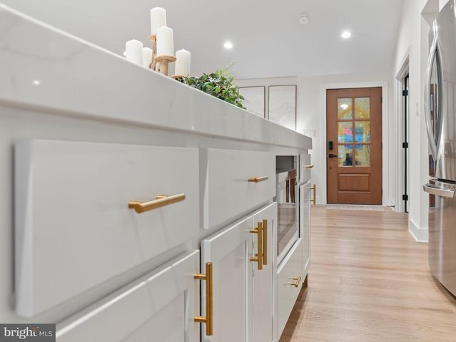 428 ROYAL BEACH RD, Pasadena, MD 21122