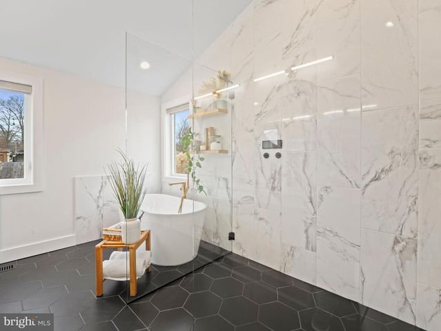 428 ROYAL BEACH RD, Pasadena, MD 21122