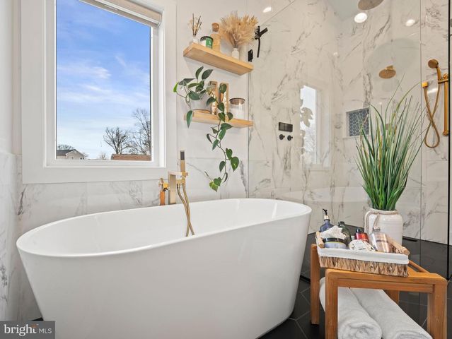 428 ROYAL BEACH RD, Pasadena, MD 21122