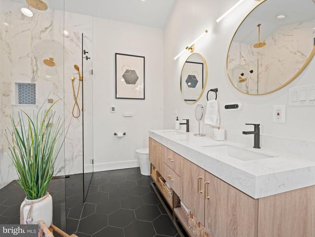 428 ROYAL BEACH RD, Pasadena, MD 21122