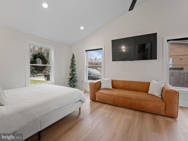 428 ROYAL BEACH RD, Pasadena, MD 21122