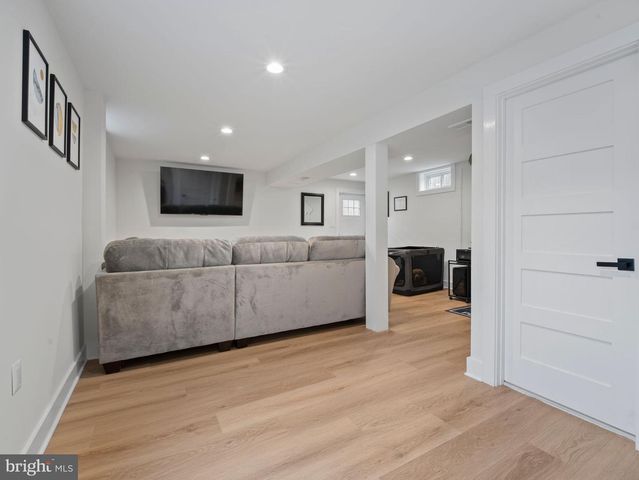 428 ROYAL BEACH RD, Pasadena, MD 21122