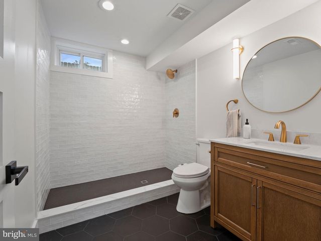 428 ROYAL BEACH RD, Pasadena, MD 21122