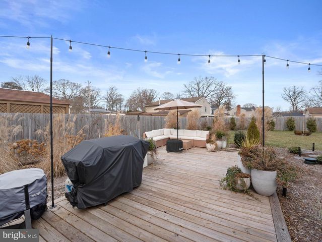 428 ROYAL BEACH RD, Pasadena, MD 21122