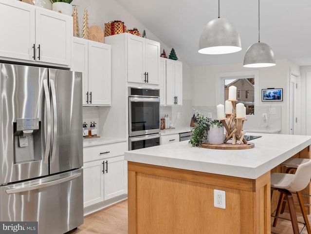 428 ROYAL BEACH RD, Pasadena, MD 21122